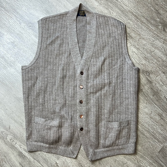Brooks Brothers Other - Brooks Brothers Merino Wool Vintage Knit Button Down Sweater Vest Cardigan